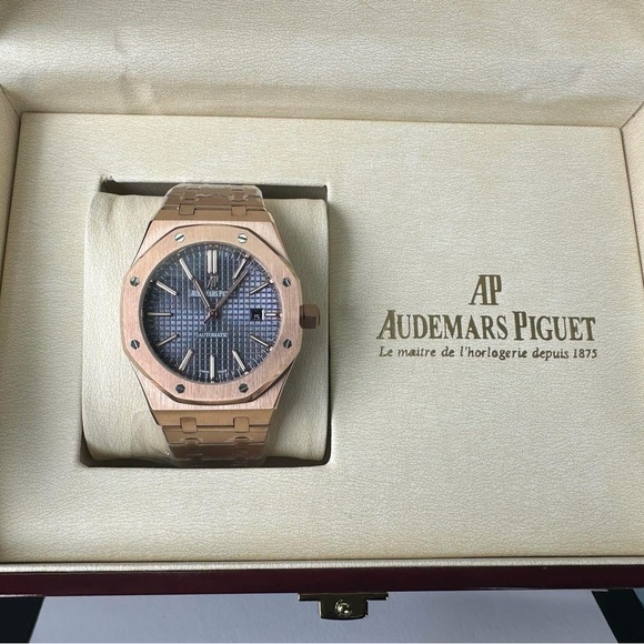 Audemars Piguet Pink Gold Timepiece with Blue Dial - Picture 1 of 5